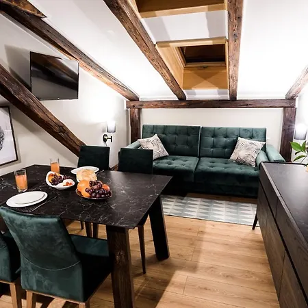 Arianska 16 By Nearto Pl Aparthotel