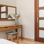 Arianska 16 By Nearto Pl Lejlighedshotel Kraków