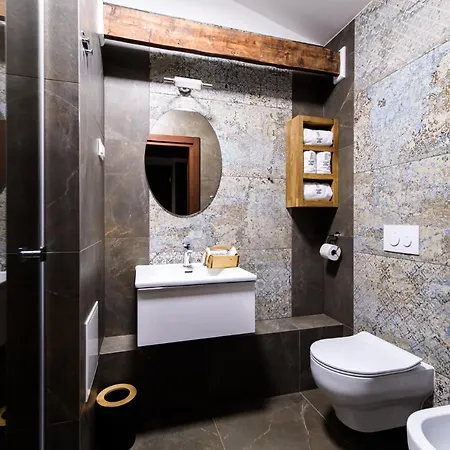 Apartahotel Arianska 16 By Nearto Pl 4*