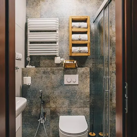 Arianska 16 By Nearto Pl Apartahotel 4*