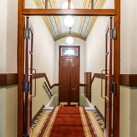 מלון דירות Arianska 16 By Nearto Pl