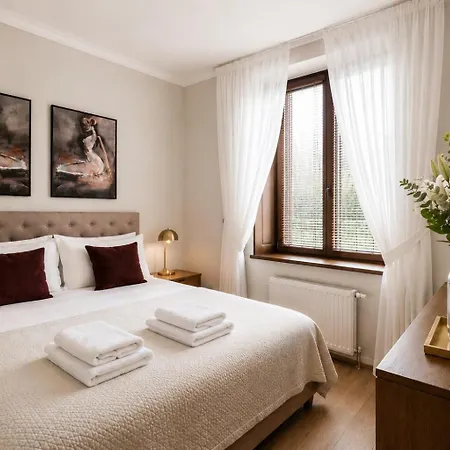Arianska 16 By Nearto Pl Apartahotel Cracovia