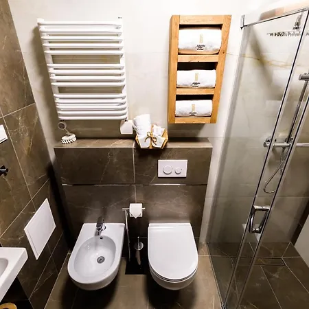 Arianska 16 By Nearto Pl מלון דירות