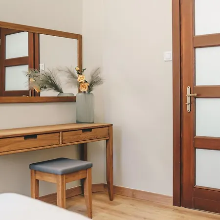 Arianska 16 By Nearto Pl מלון דירות קרקוב