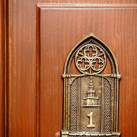 Arianska 16 By Nearto Pl