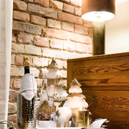 Arianska 16 By Nearto Pl