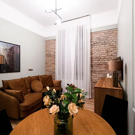 Arianska 16 By Nearto Pl מלון דירות קרקוב