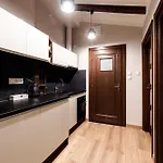 Aparthotel Arianska 16 By Nearto Pl
