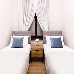 Arianska 16 By Nearto Pl Aparthotel Cracovia