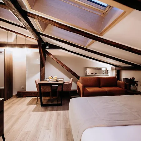 Aparthotel Arianska 16 By Nearto Pl 4*